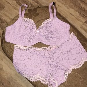 Victoria secret panty and bra set